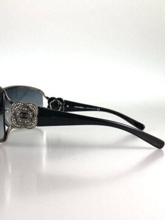 Chanel CC Logo Rhinestone Camellia Sunglasses Shield Gradient Swarovski Crystal main image 4